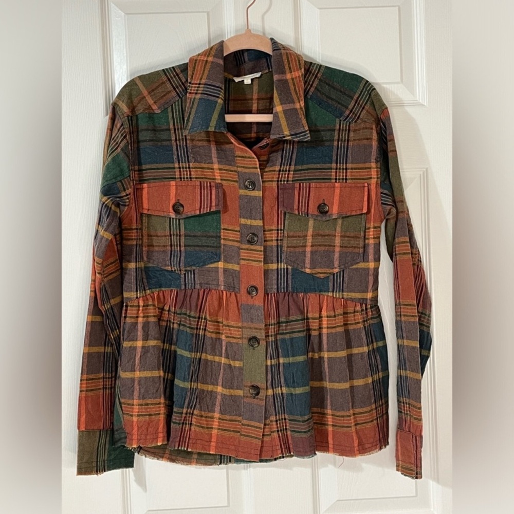 Fall plaid flannel like button down shirt